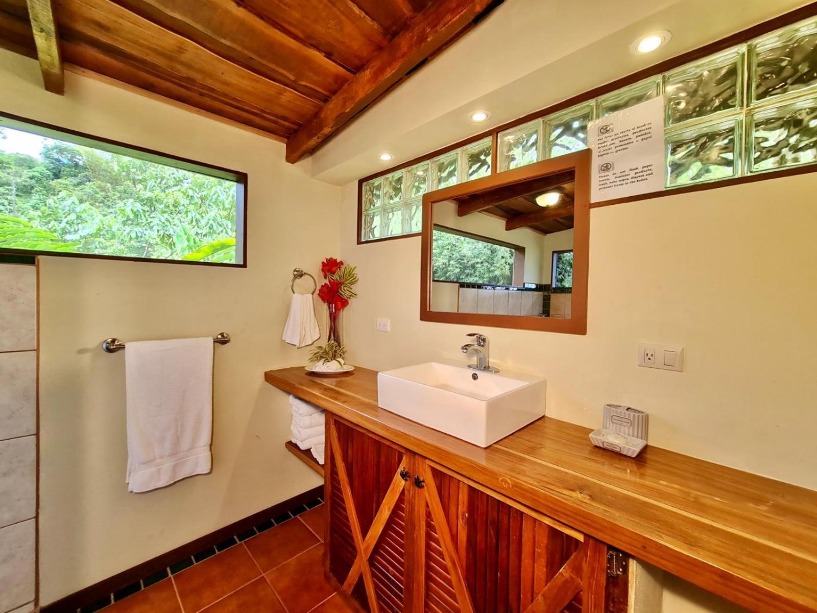 Santa Juana Lodge & Nature Reserve Quepos Kültér fotó